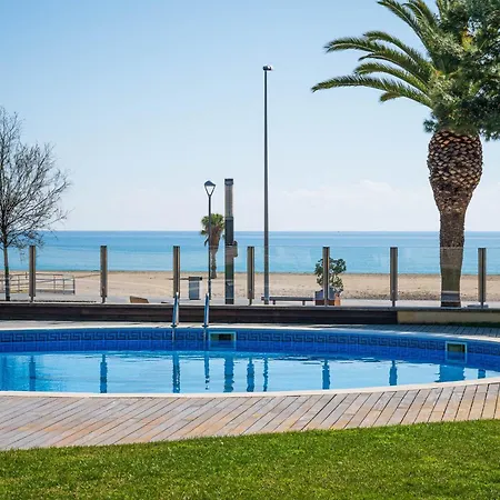 Apartment At062 Planta Baja En 1ra Linea Con Salida A La Piscina, Completamente Equipado Torredembarra